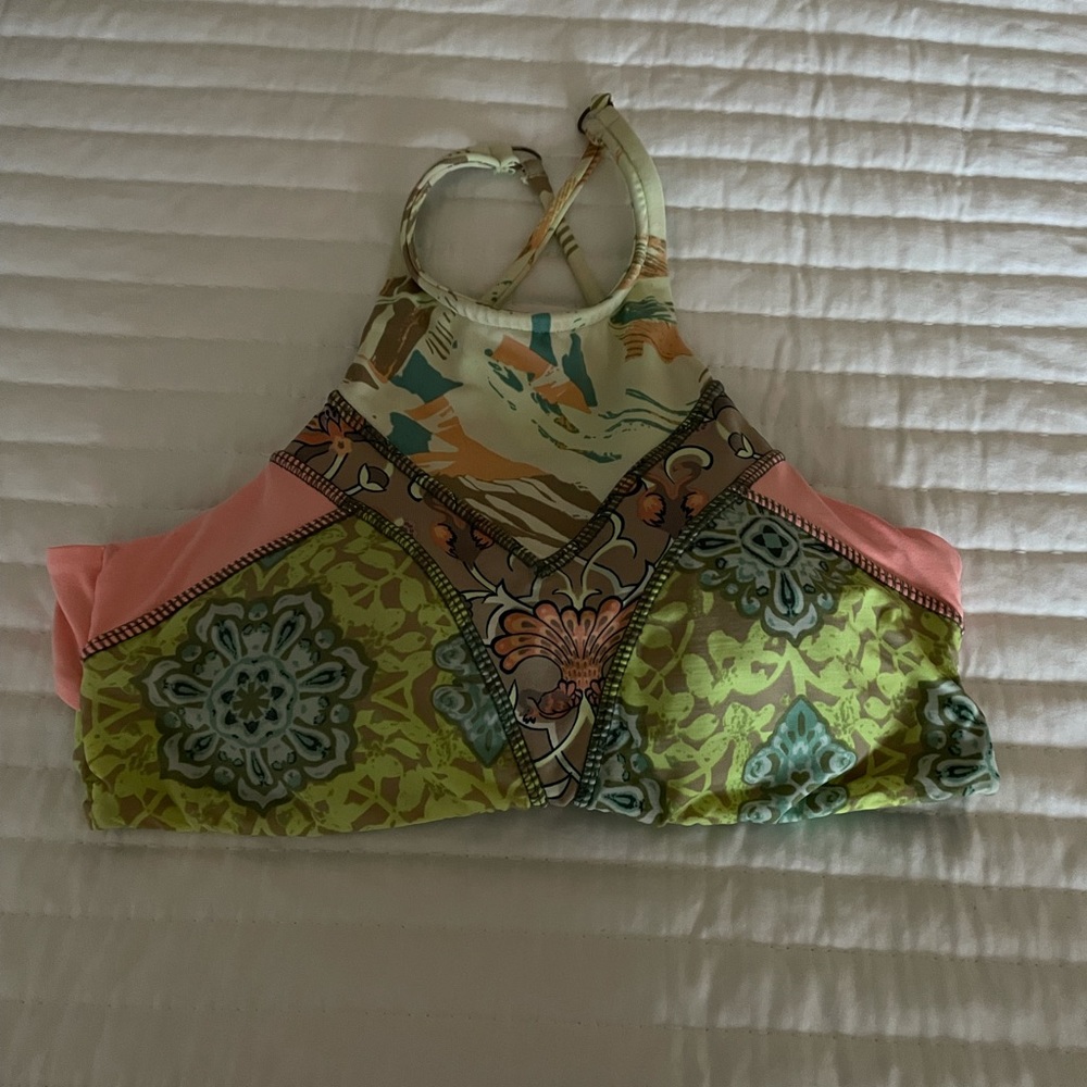 MAAJI High neck top large